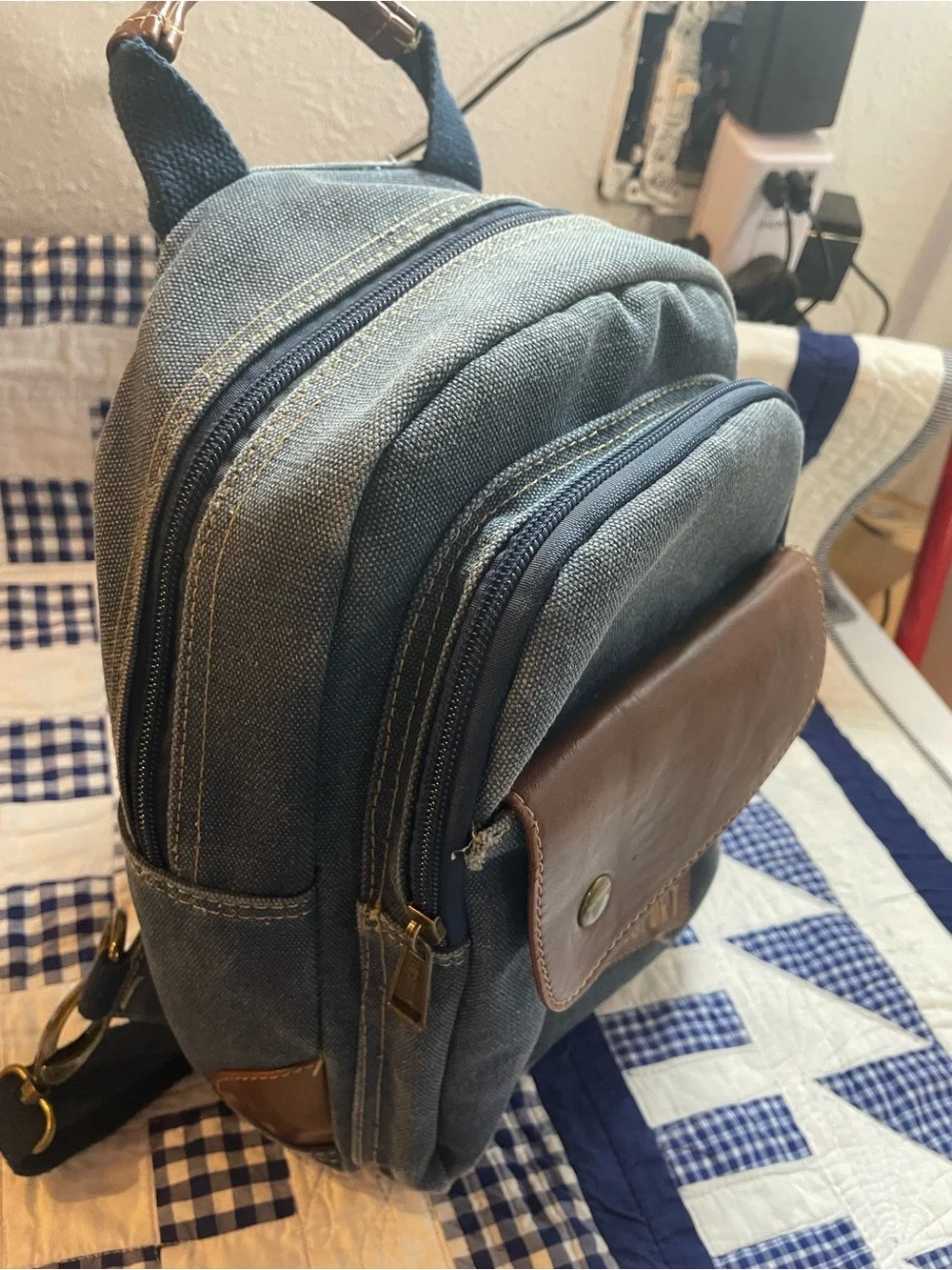 Eurosport Canvas Backpack / Sling Bag (Model B426)